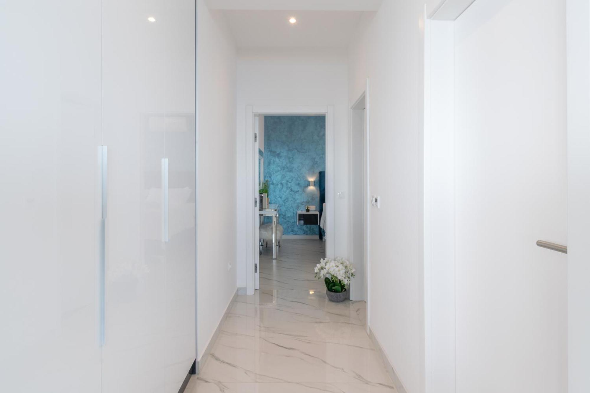 Ferienwohnung Lux Penthouse Panoramic View With Jacuzzi Makarska Exterior foto