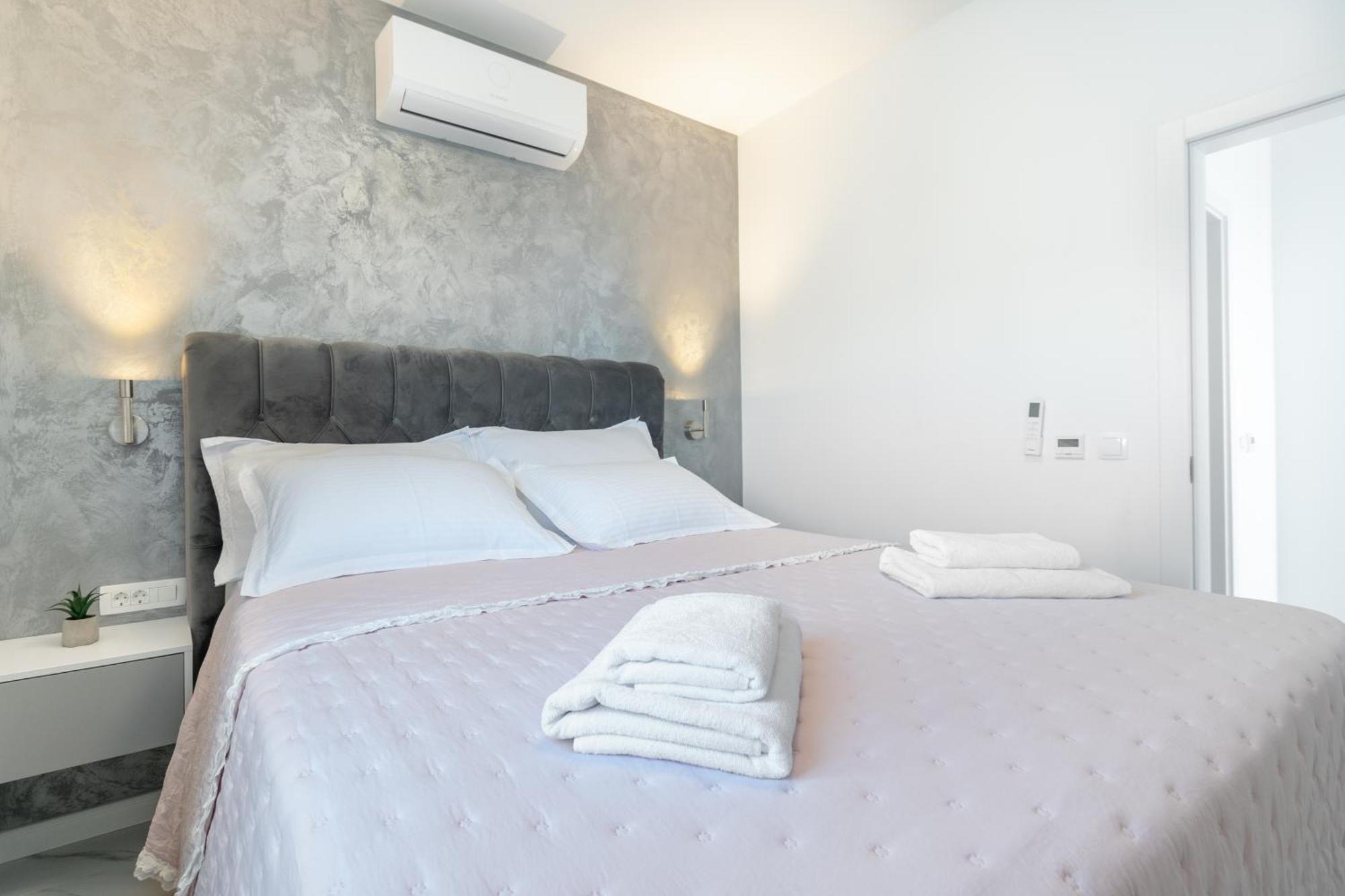 Ferienwohnung Lux Penthouse Panoramic View With Jacuzzi Makarska Exterior foto