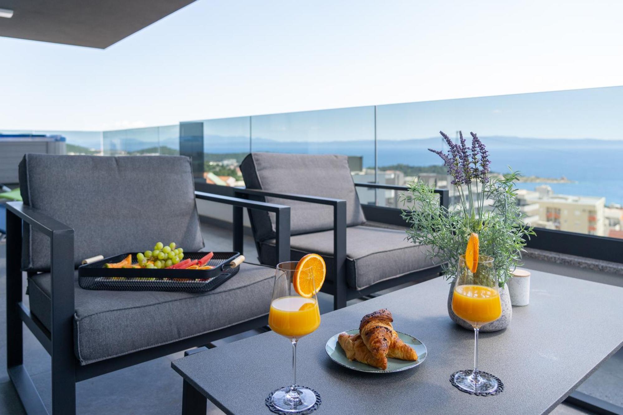 Ferienwohnung Lux Penthouse Panoramic View With Jacuzzi Makarska Exterior foto