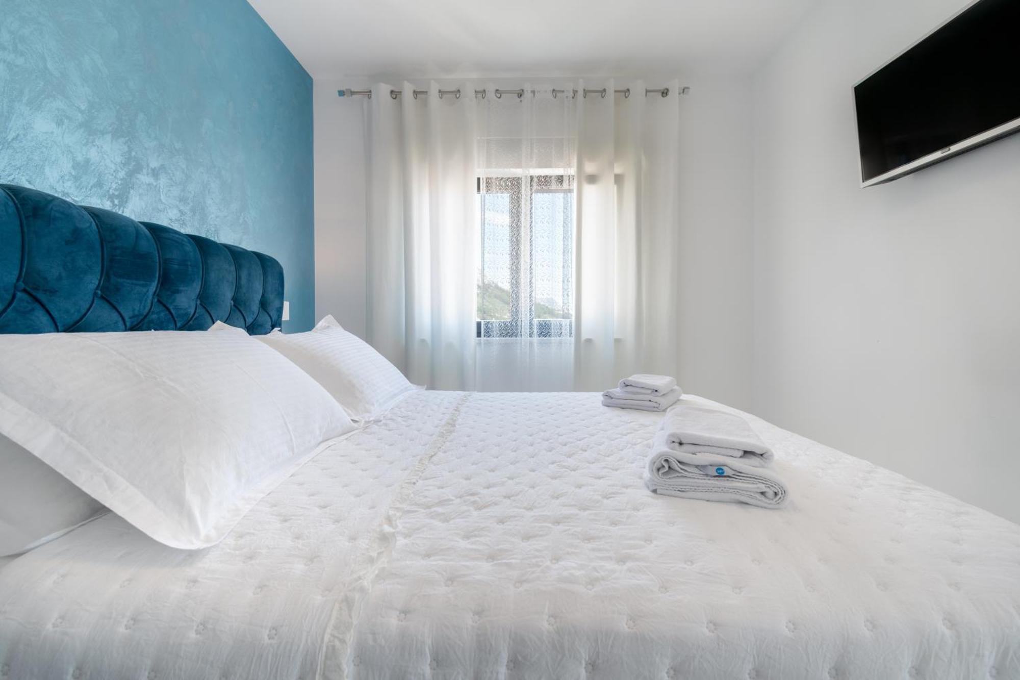 Ferienwohnung Lux Penthouse Panoramic View With Jacuzzi Makarska Exterior foto