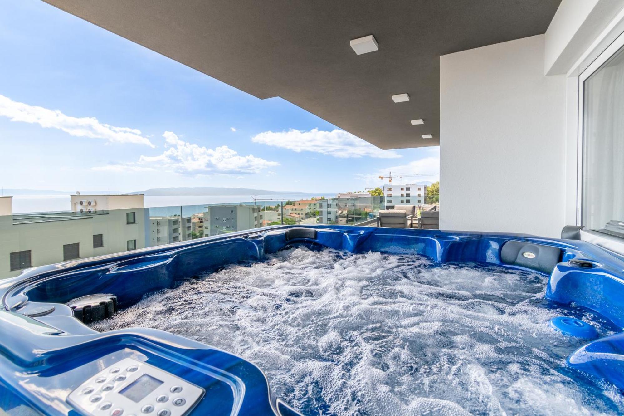 Ferienwohnung Lux Penthouse Panoramic View With Jacuzzi Makarska Exterior foto
